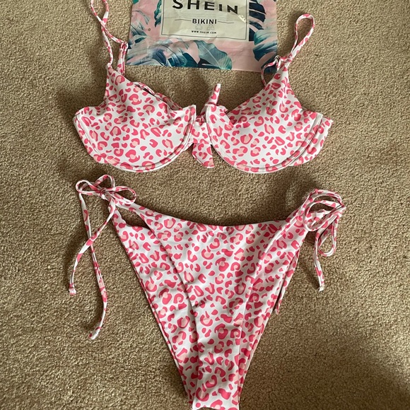 NWT shein leopard print bikini!!